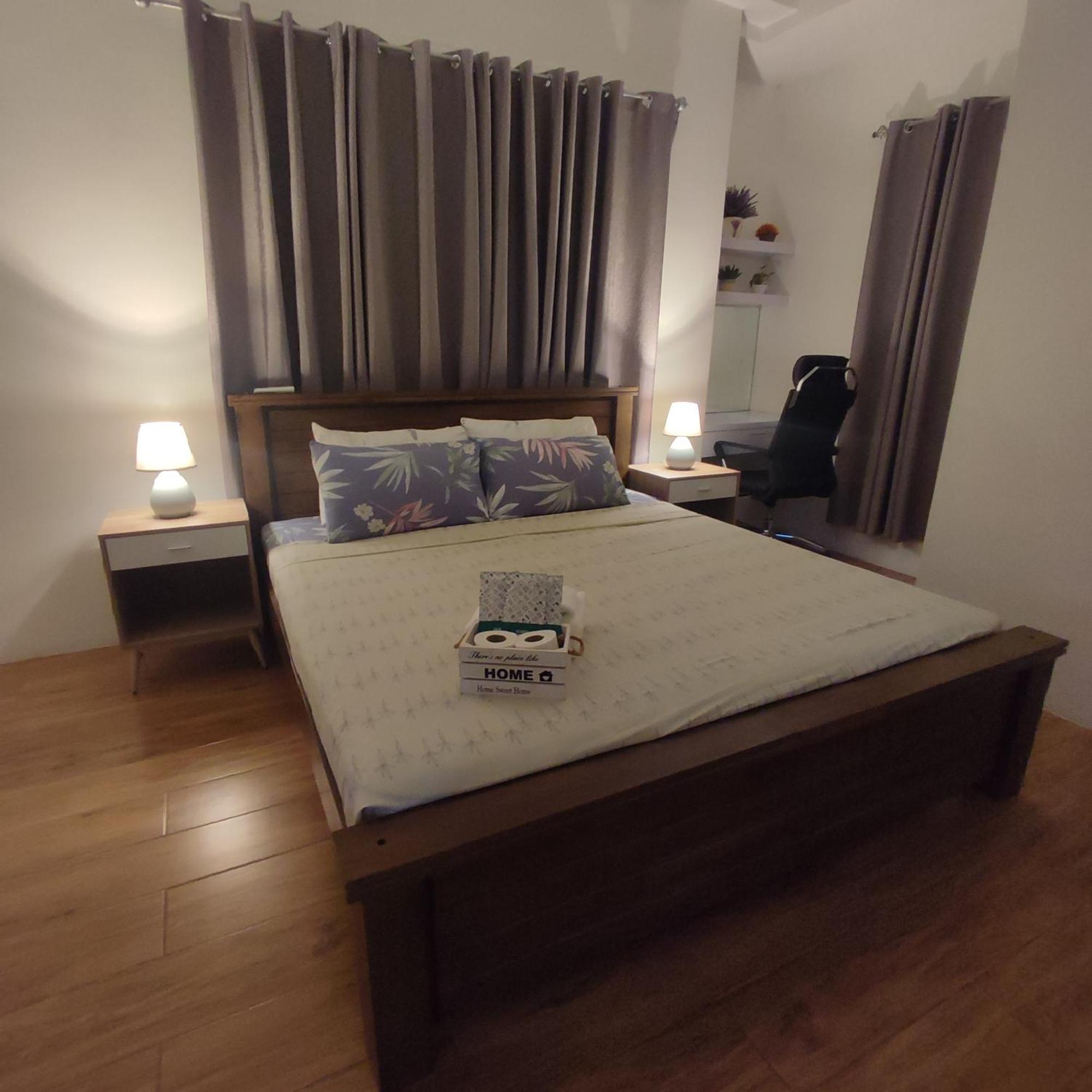 Luxury Spacious 2Br In Salcedo Village 마닐라 외부 사진