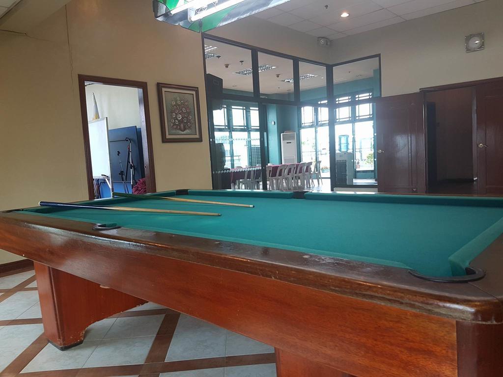 Luxury Spacious 2Br In Salcedo Village 마닐라 외부 사진