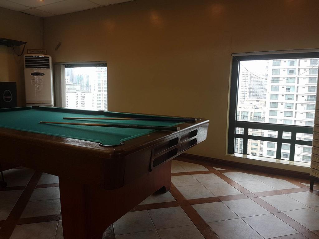 Luxury Spacious 2Br In Salcedo Village 마닐라 외부 사진