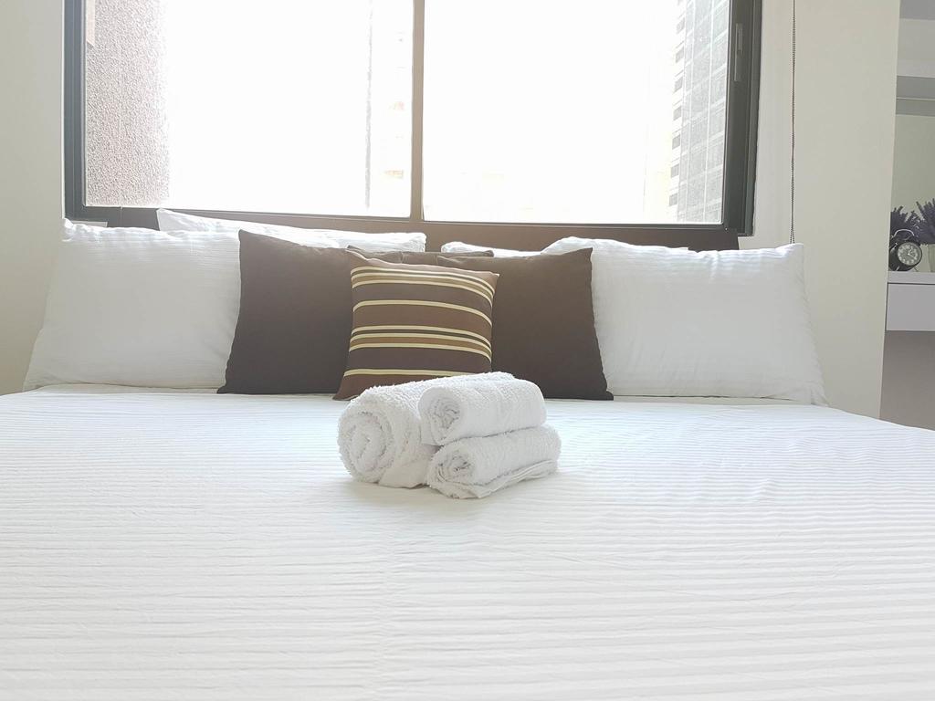 Luxury Spacious 2Br In Salcedo Village 마닐라 외부 사진