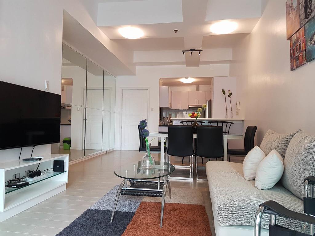 Luxury Spacious 2Br In Salcedo Village 마닐라 외부 사진
