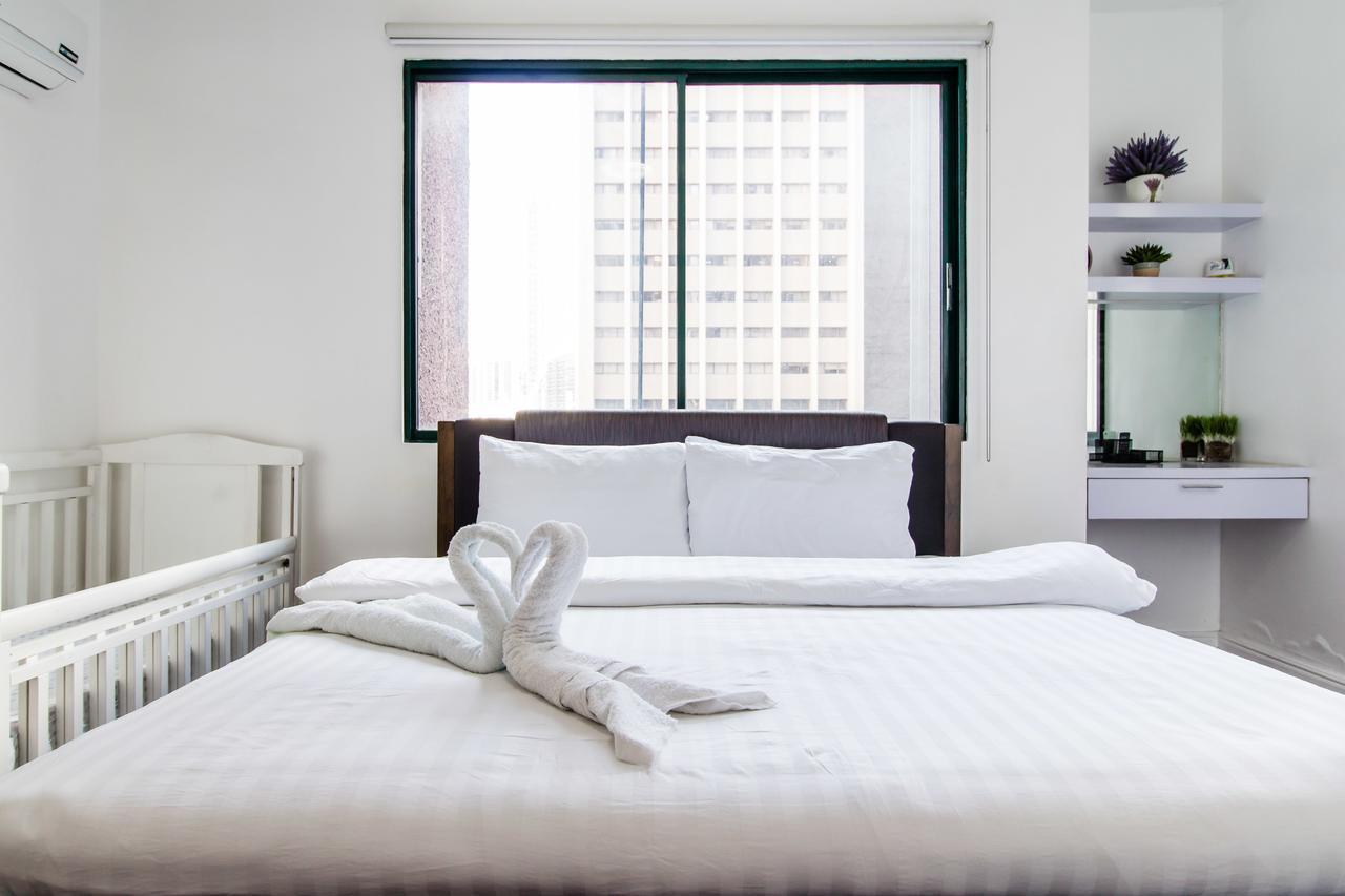 Luxury Spacious 2Br In Salcedo Village 마닐라 외부 사진