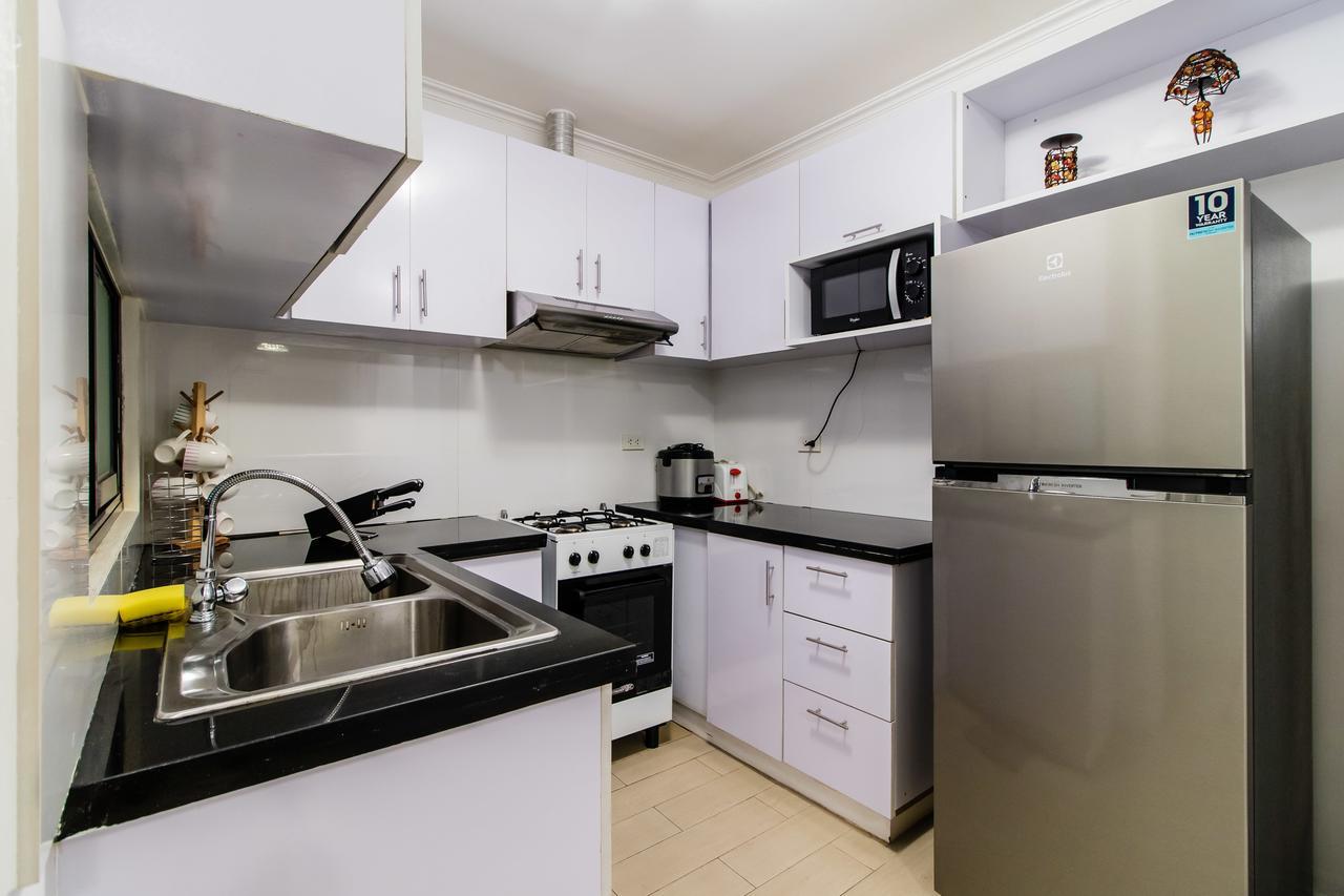 Luxury Spacious 2Br In Salcedo Village 마닐라 외부 사진