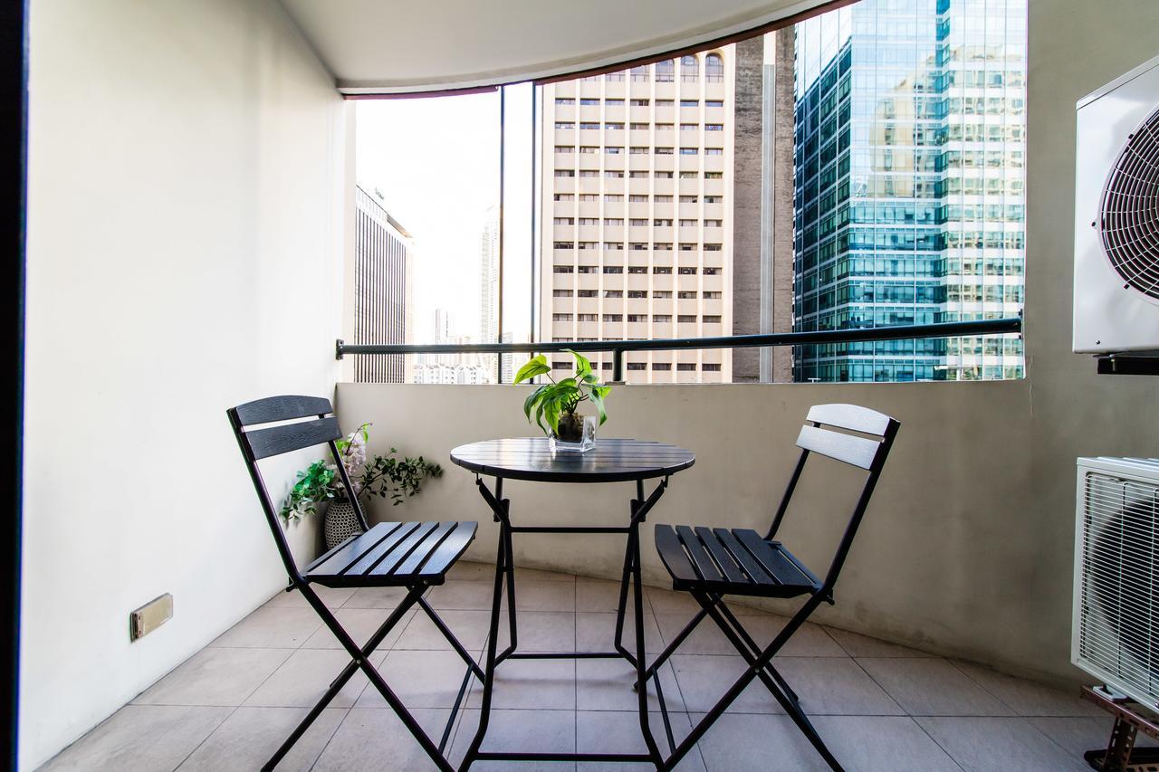 Luxury Spacious 2Br In Salcedo Village 마닐라 외부 사진
