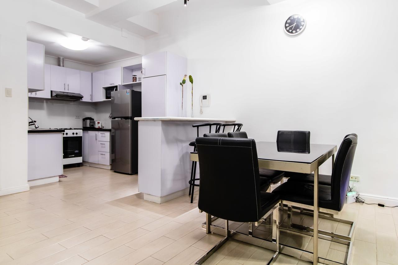 Luxury Spacious 2Br In Salcedo Village 마닐라 외부 사진